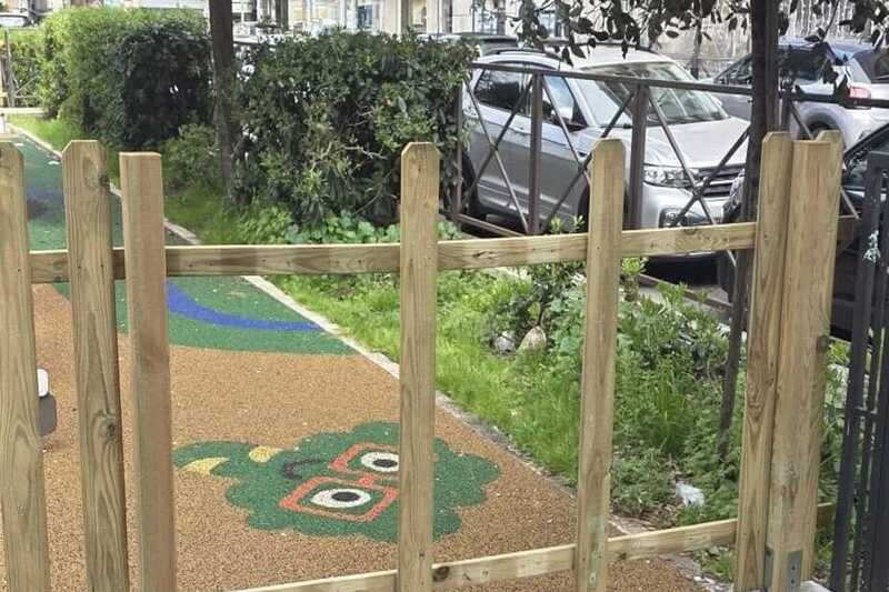 Vandalizzata l’area giochi di piazza della Balduina (RomaToday)
